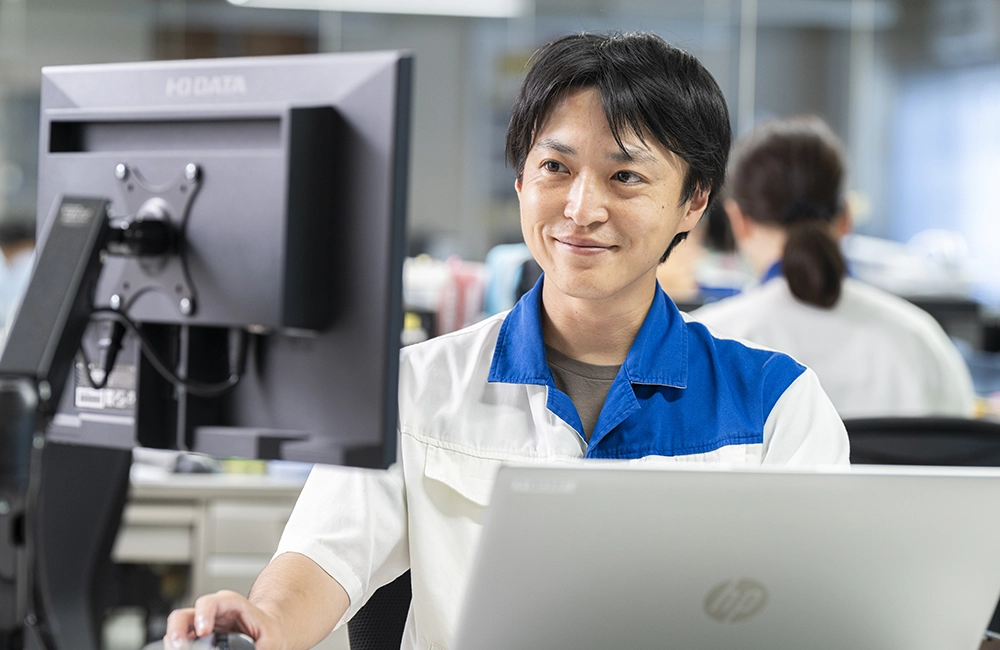 先輩社員紹介