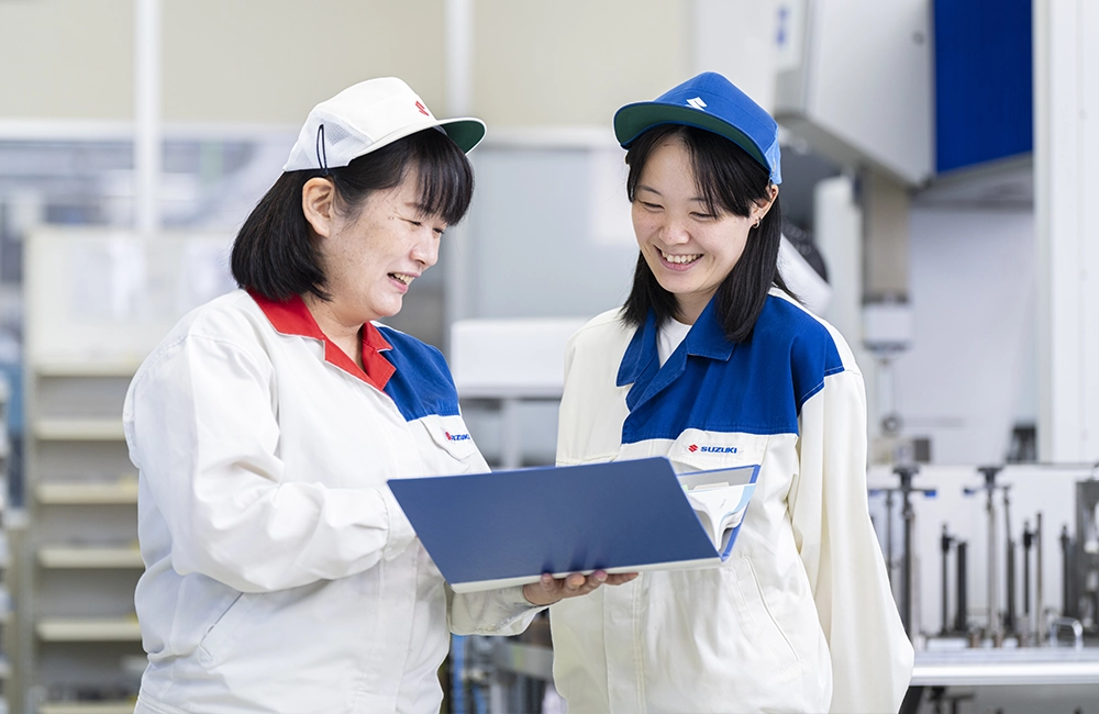 先輩社員紹介